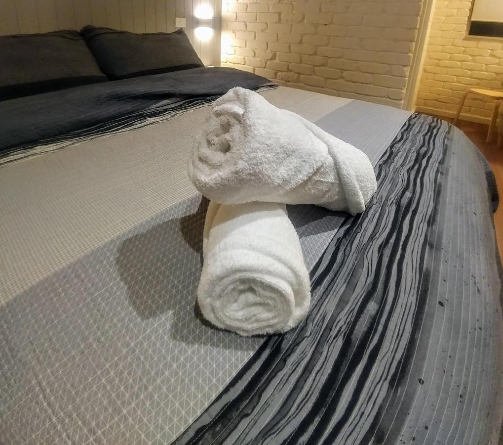 باتو باي Bay House Motel المظهر الخارجي الصورة